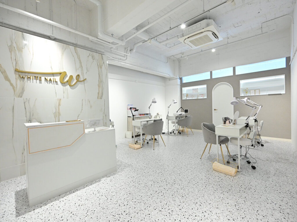 WHITE NAIL様 施工写真